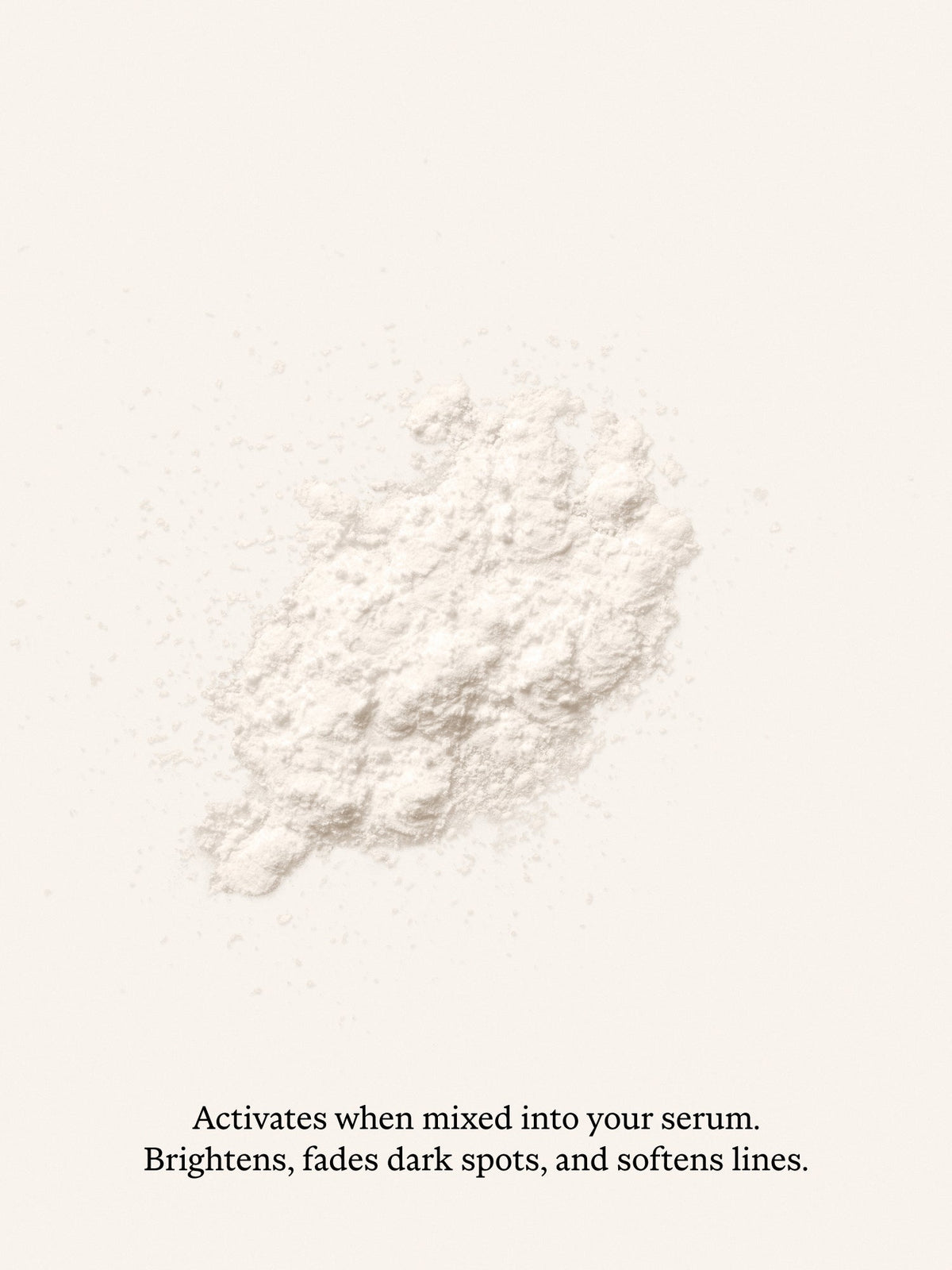 Vitamin C Serum Booster powder texture.